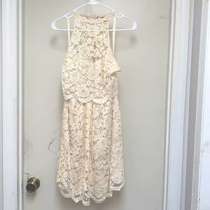 Lace formal/casual, open back. Hippie/bohemian